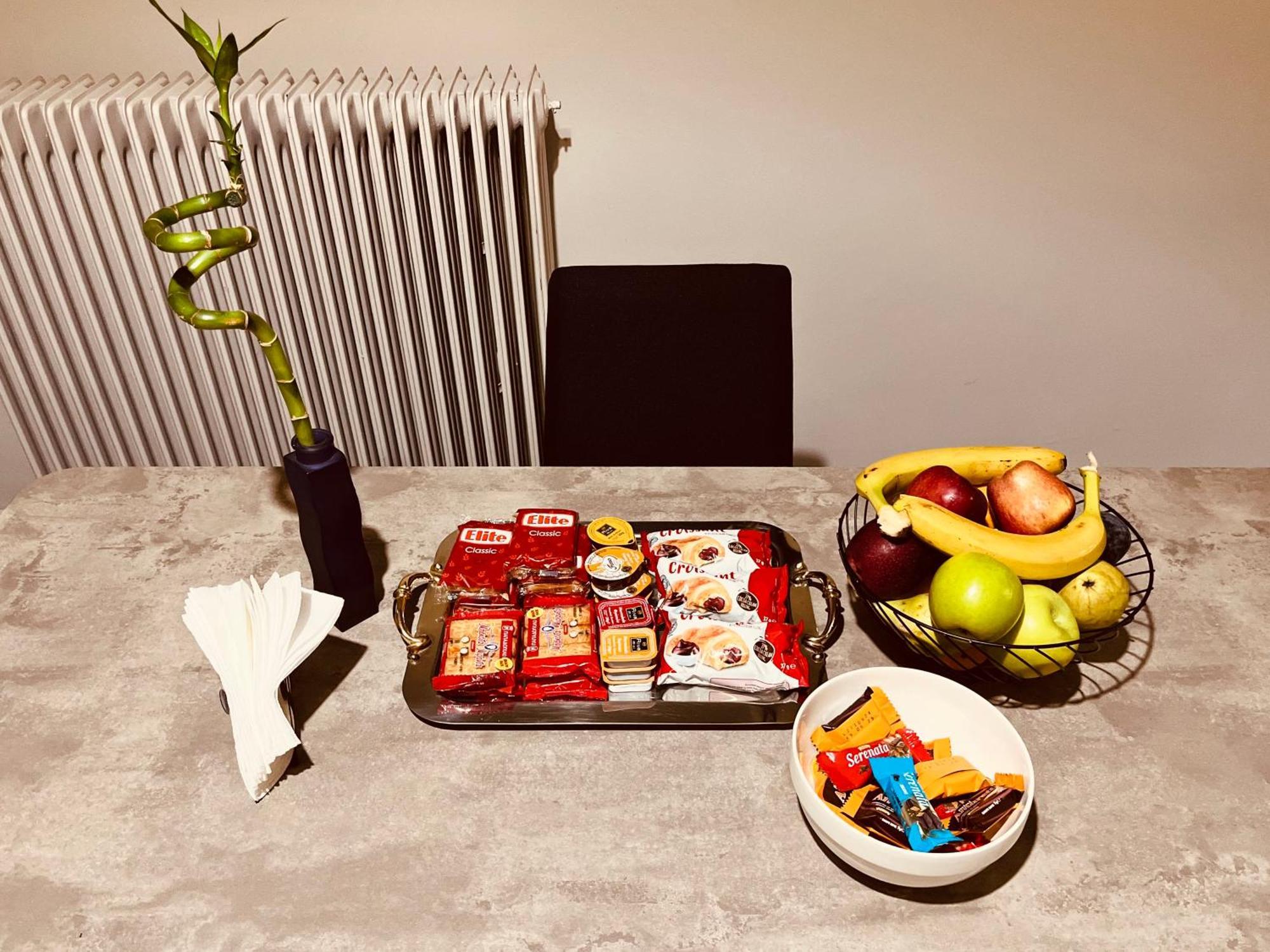 Stamos Apartment Airport Szpáta Kültér fotó